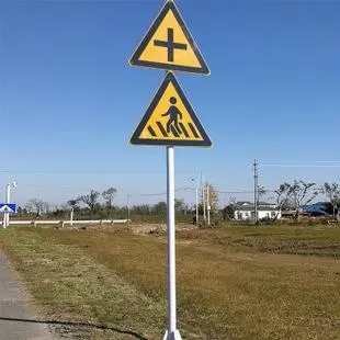 道路上真的需要设置路铭牌吗？四川蘑菇网站入口广告告诉你